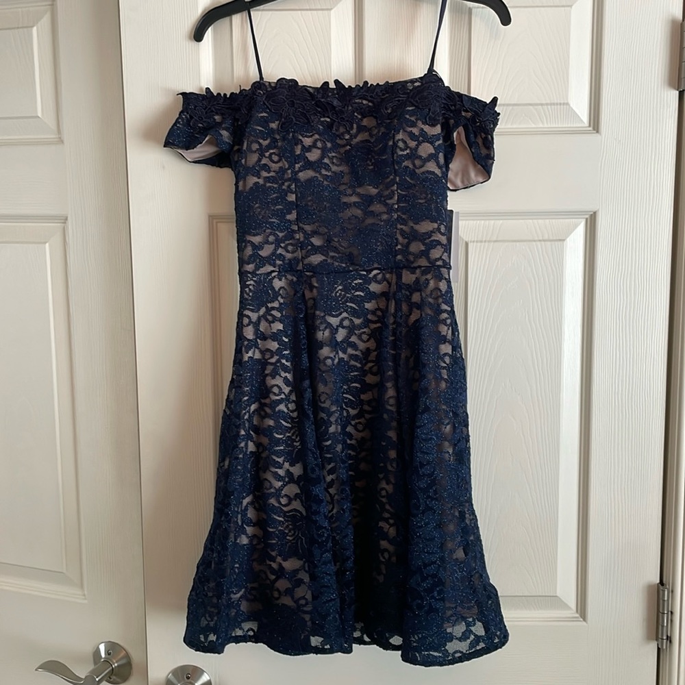 Women’s off-the-shoulder navy blue lace mini dress, size 5